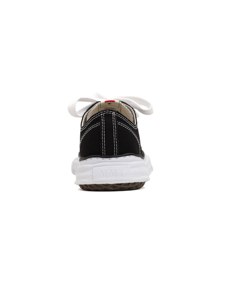 Low-Top Sneaker OG Sole