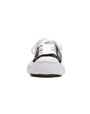 Hank Low-Top Sneaker